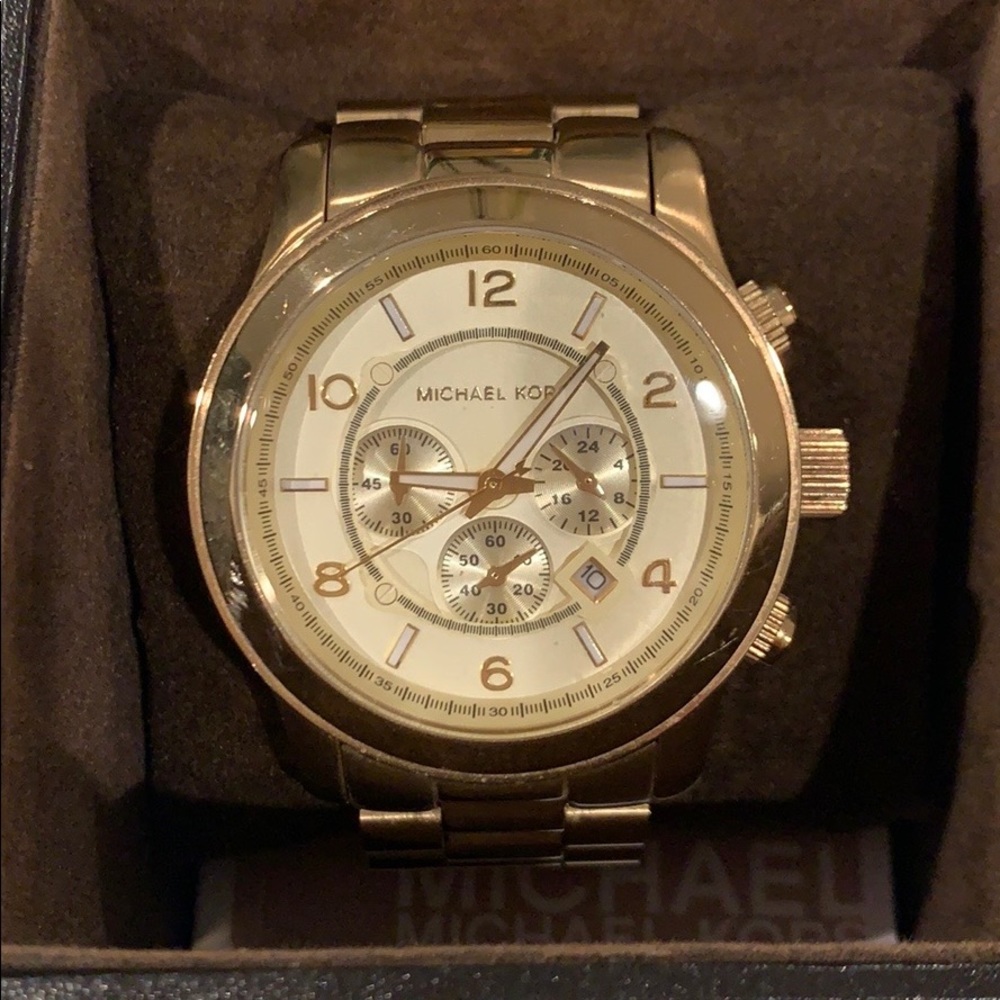 Watch - Picture 6 of 8